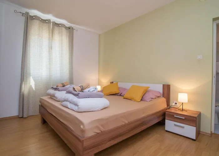 Nika In By Interhome 베리로신즈