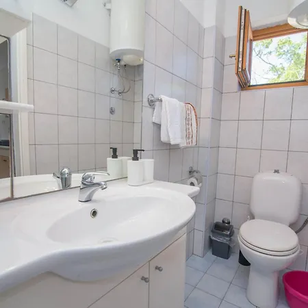 Nika In By Interhome Apartamento Veli Lošinj